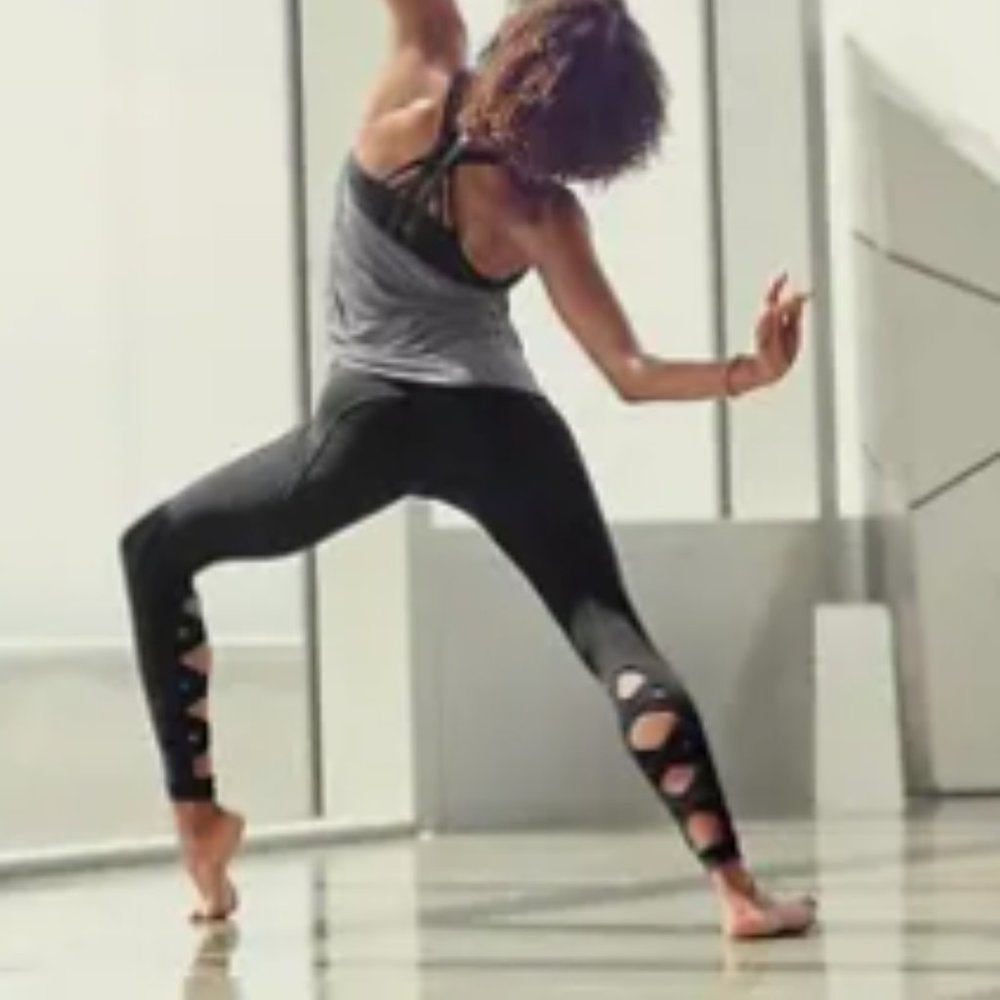 Athleta Cut Out Chaturanga Black Full Length Leggings high rise size S